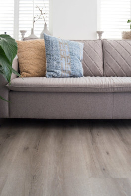 Viva Floors Rigid Click Eiken 6880 Viva Floors Rigid Click Eiken 6880