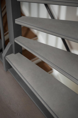 Traprenovatie set Ambiant Betonlook Ceramo Light Grey