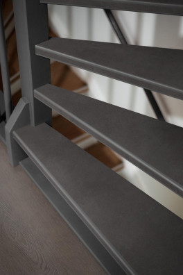 Traprenovatie set Ambiant Betonlook Ceramo Anthracite