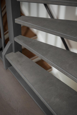 Traprenovatie set Ambiant Betonlook Ceramo Grey (4 treden) Traprenovatie set Ambiant Betonlook Ceramo Grey (4 treden)