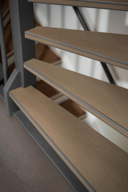 Traprenovatie set Ambiant Estino Dark Oak