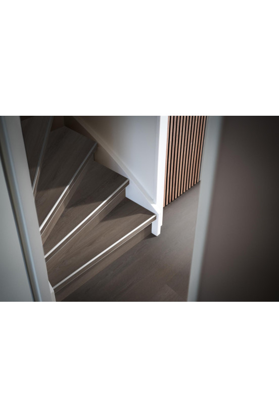 Traprenovatie Ambiant met PVC per trede Traprenovatie Ambiant met PVC per trede