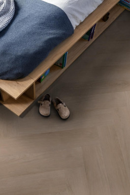 Ambiant Spigato Navaro visgraat dryback dark oak 7511 Ambiant Spigato Navaro visgraat dryback dark oak 7511