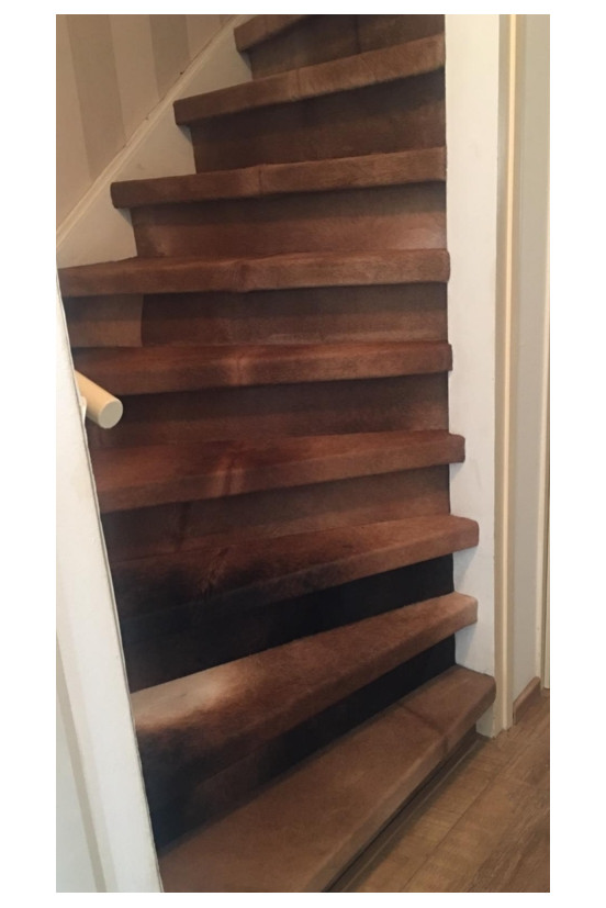 Leren trapbekleding Waterbuffel Selecte Nubuck India Krokoprint draai trap Leren trapbekleding Waterbuffel Selecte Nubuck India Krokoprint draai trap