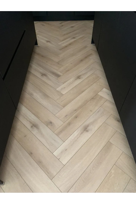Callisto Visgraat 4201 (dryback) Natural Oak Light Callisto Visgraat 4201 (dryback) Natural Oak Light