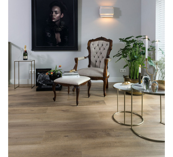 Douwes Dekker PVC klik Riante plank Zoethout Douwes Dekker PVC klik Riante plank Zoethout