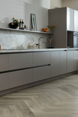 Douwes Dekker PVC klik brede visgraat Pepermunt Douwes Dekker PVC klik brede visgraat Pepermunt