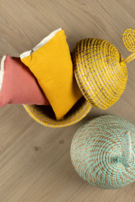 Douwes Dekker PVC klik brede visgraat Panna Cotta Douwes Dekker PVC klik brede visgraat Panna Cotta